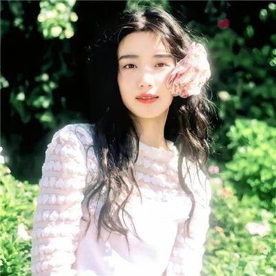 她绝世绿茶进宫疯狂碾压